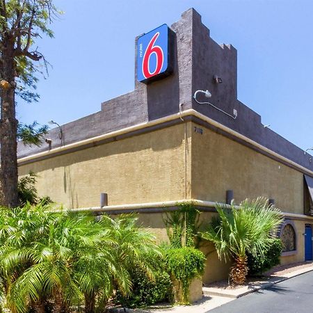 Motel 6 Glendale Az Exterior photo