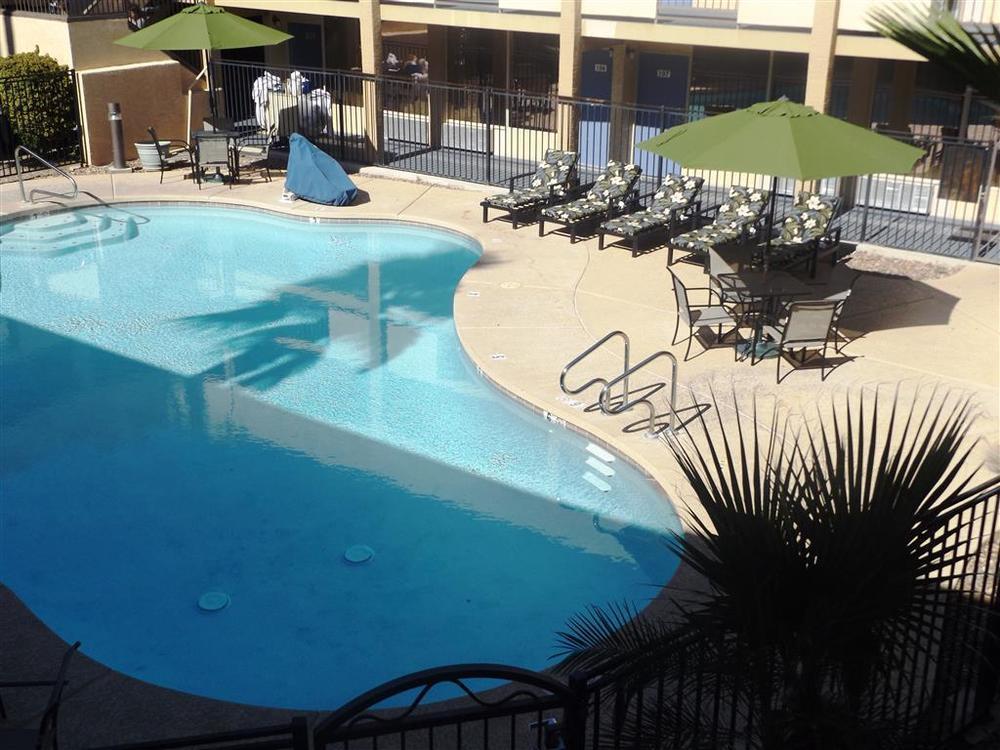 Motel 6 Glendale Az Facilities photo