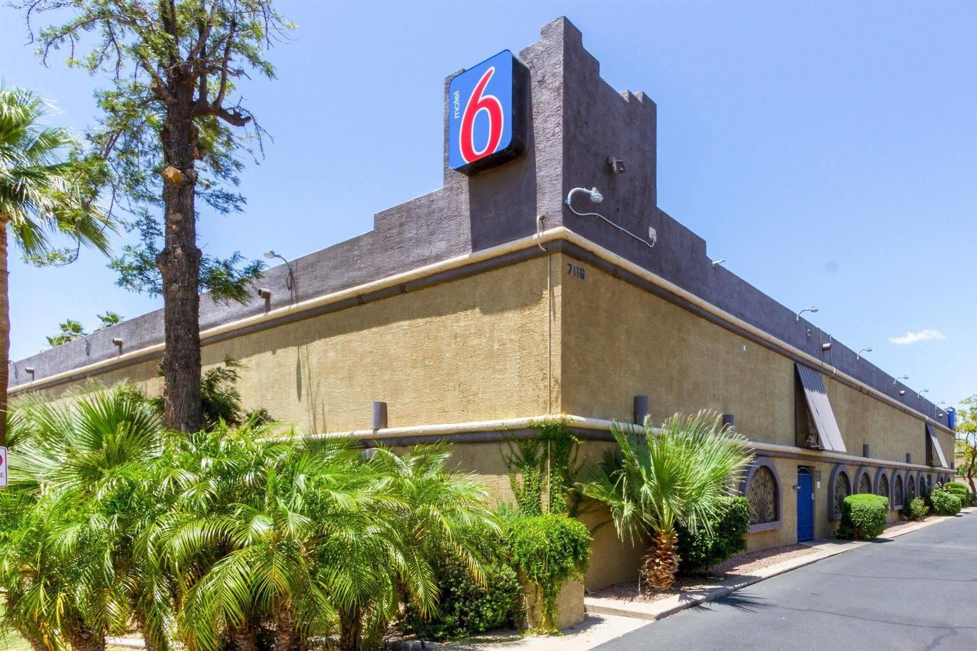 Motel 6 Glendale Az Exterior photo